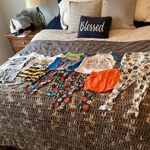Bundle of 5 boys 5t pajama sets